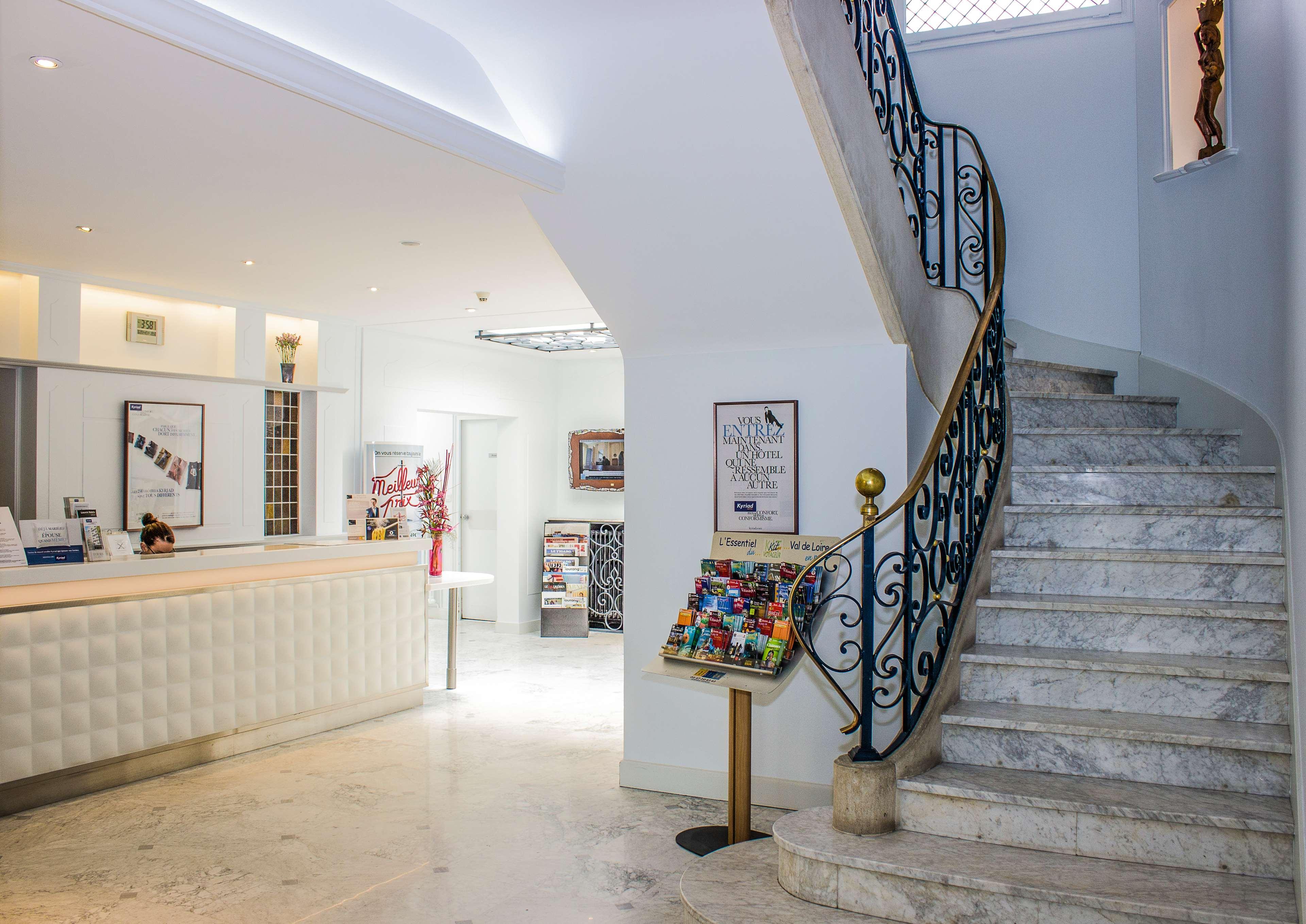 Kyriad Hotel Tours Centre Екстер'єр фото