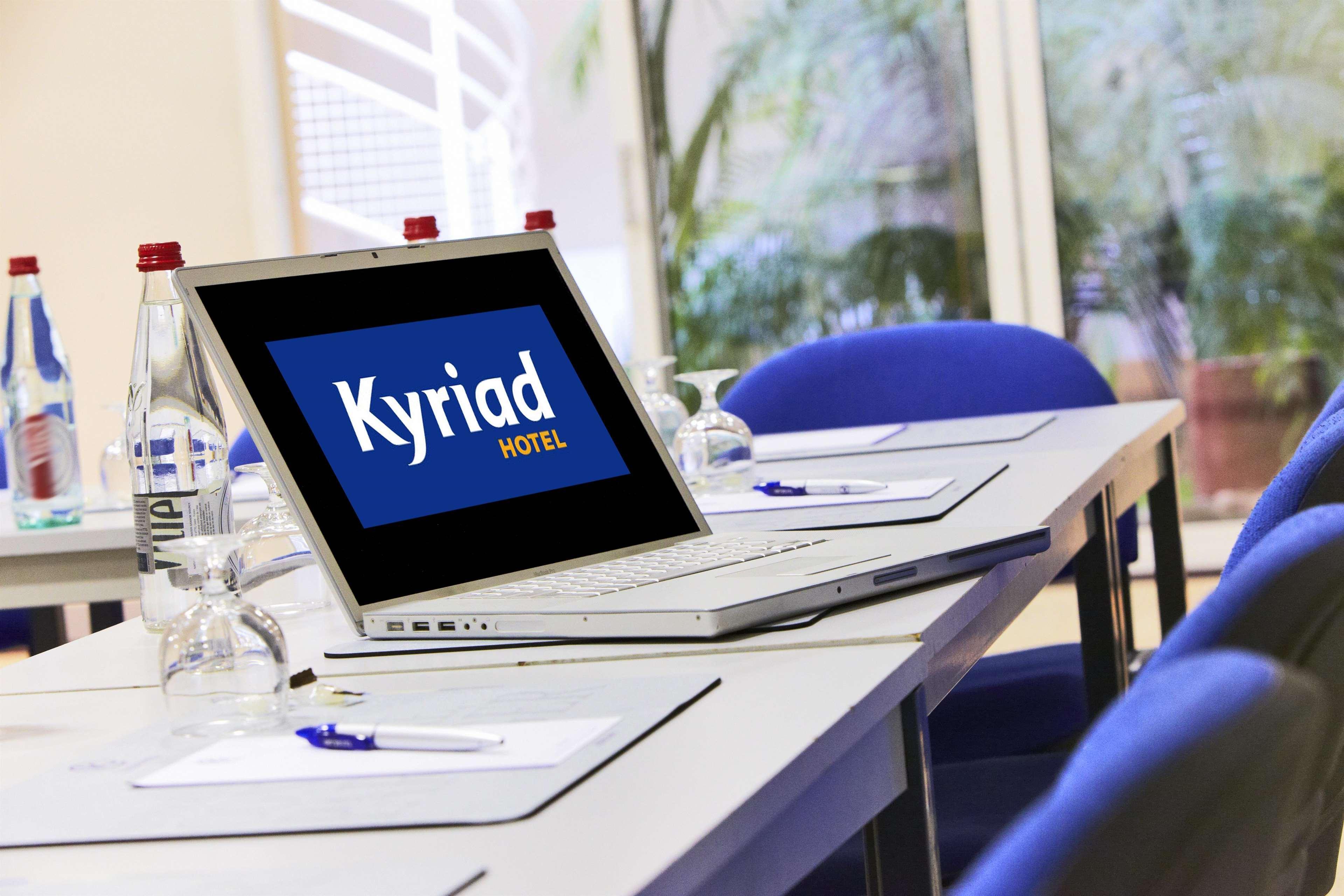 Kyriad Hotel Tours Centre Екстер'єр фото