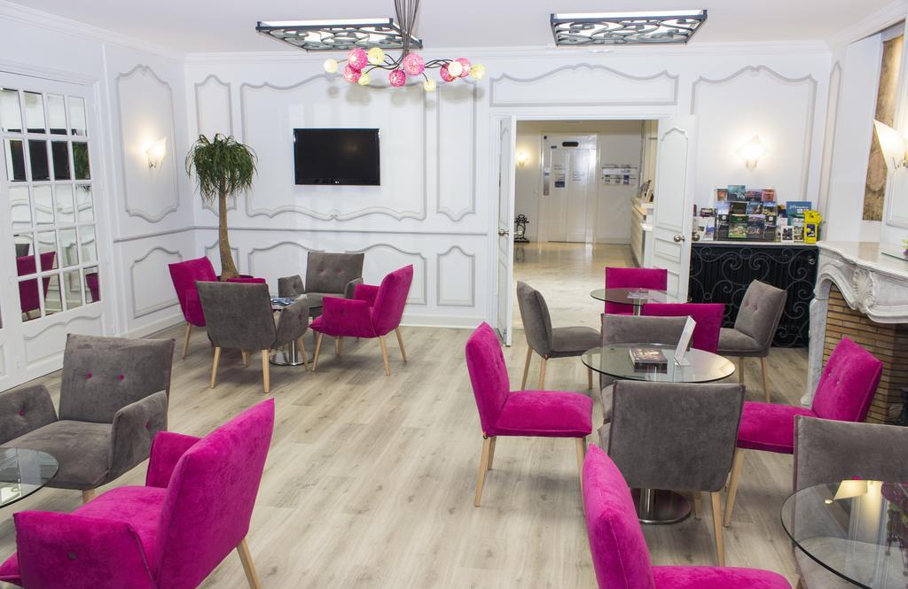 Kyriad Hotel Tours Centre Екстер'єр фото